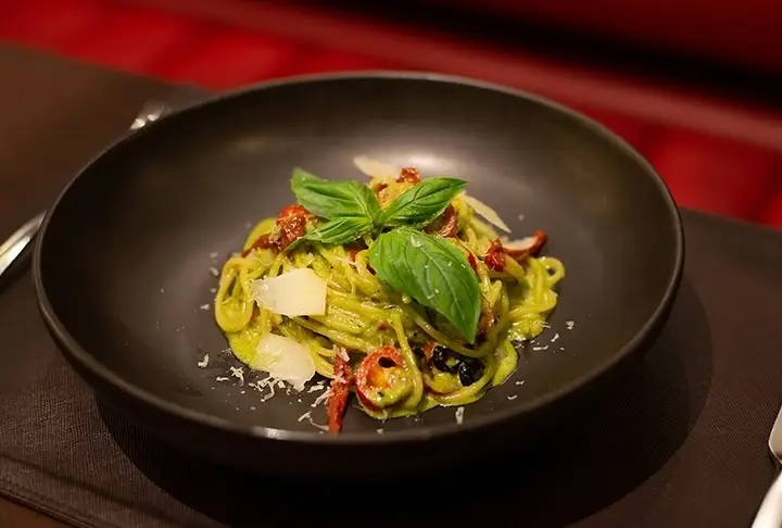 Köri Soslu Makarna Tarifi