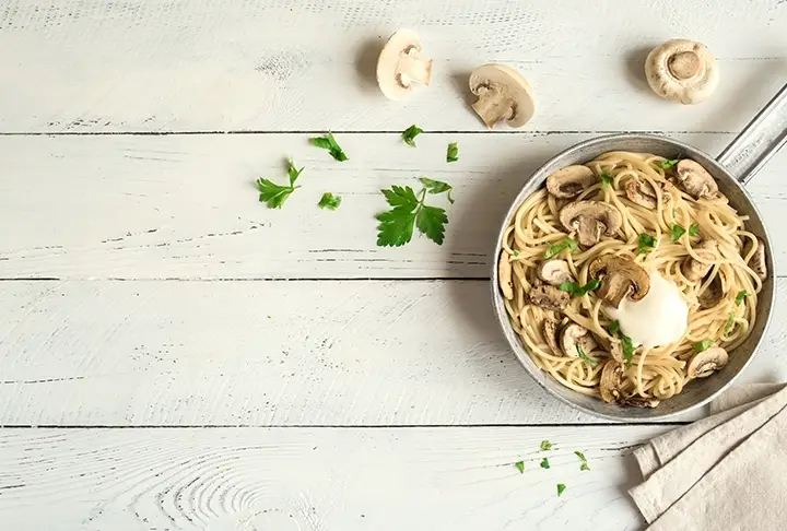 Kremalı Mantarlı Makarna Tarifi