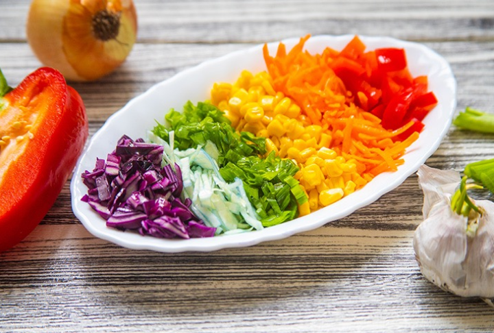 Mevsim Salatası Tarifi