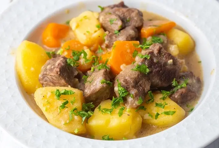 Etli Patates Yemeği Tarifi