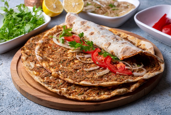 Lahmacun Tarifi