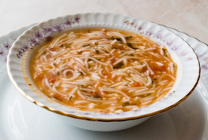 Kıymalı Şehriye Çorbası