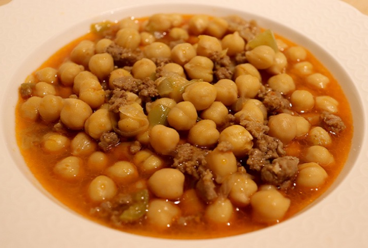 Kıymalı Nohut Yemeği