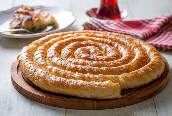 El Açması Patatesli Börek Tarifi