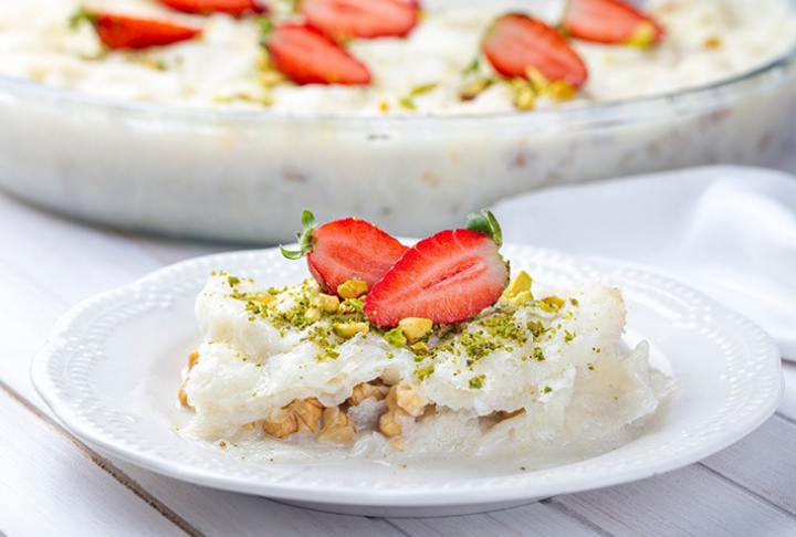 Çilekli Güllaç Tarifi