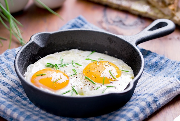 Sahanda Yumurta Tarifi