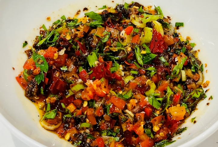 Acılı Ezmesi Tarifi