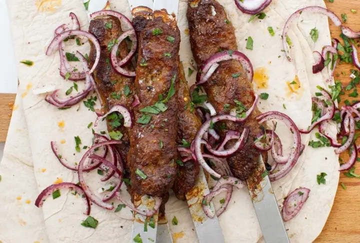 Adana Kebabı Tarifi | Videolu Tarif