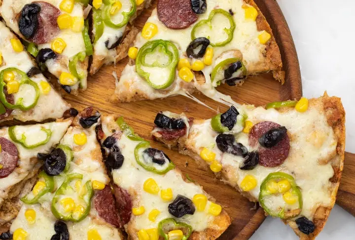 Bayat Ekmekten Pizza Tarifi | Videolu Tarif