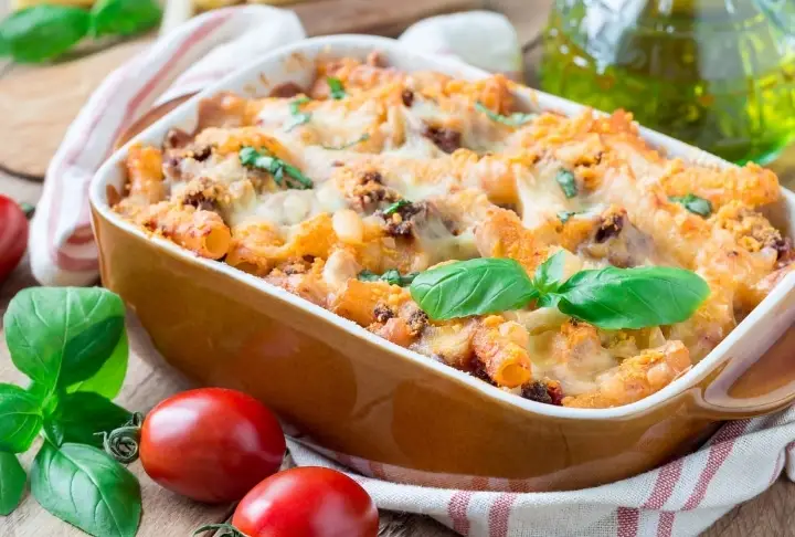 Bolonez Soslu Fırın Makarna