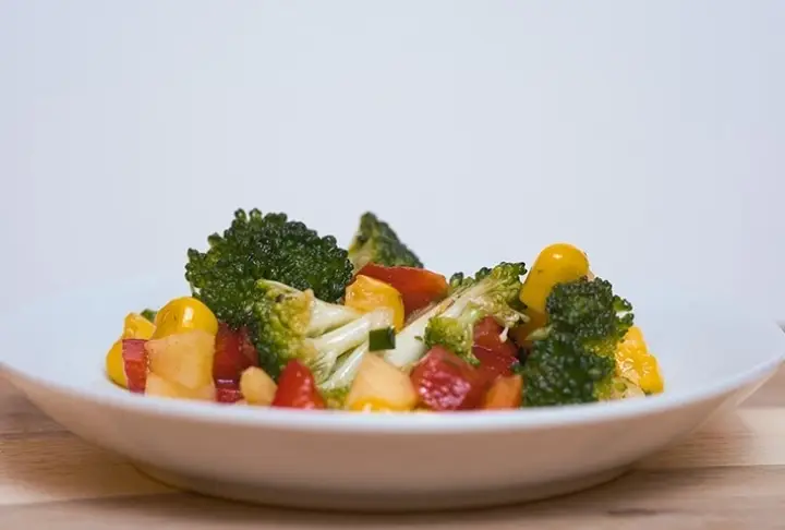Brokoli Salatası Tarifi