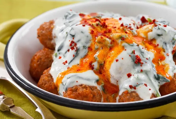 Cacıklı Arap Köftesi