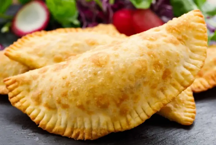 Çiğ Börek Tarifi | Videolu Tarif