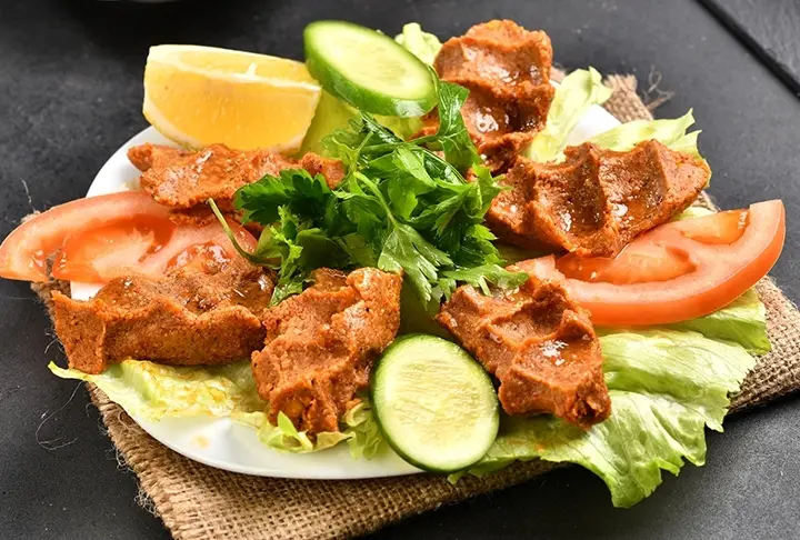 Yalancı Etsiz Çiğ Köfte Tarifi