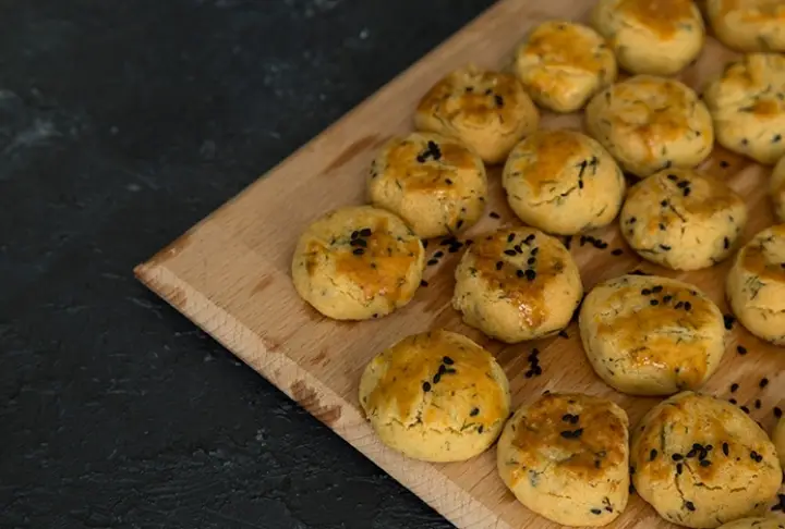 Bayatlamayan, Kıyır Kıyır Çörek Otlu Kurabiye Tarifi
