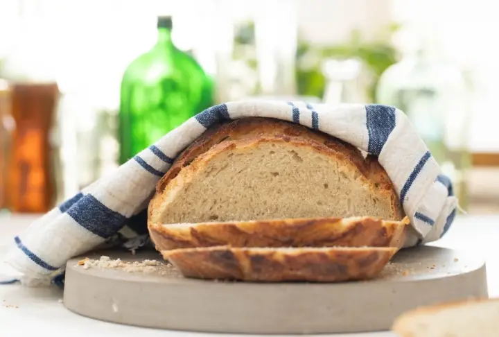 Döküm Tencerede Ekmek Tarifi | Videolu Tarif