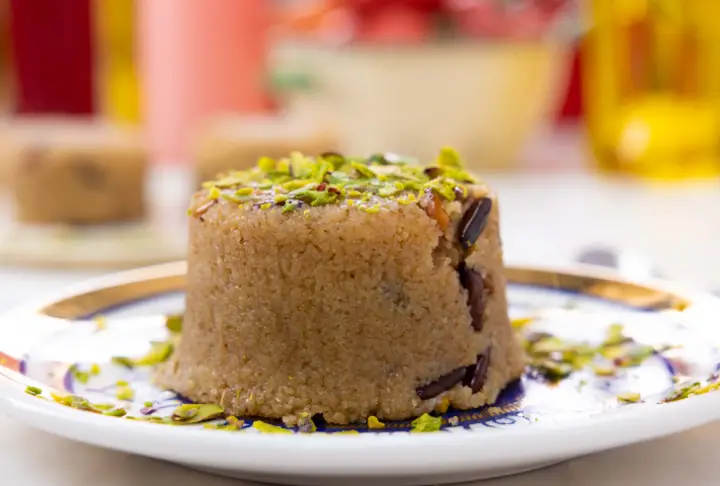 Dondurmalı İrmik Helvası