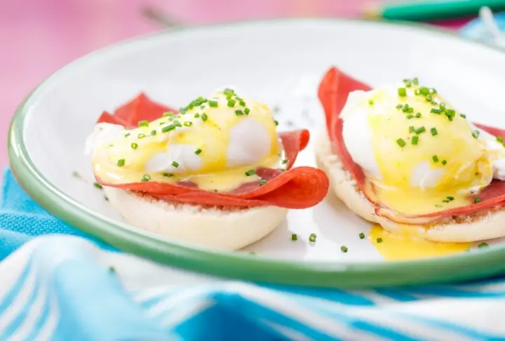 Egg Benedict Tarifi | Videolu Tarif