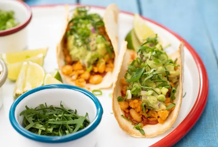 Fasulyeli Avokadolu Taco | Videolu Tarif