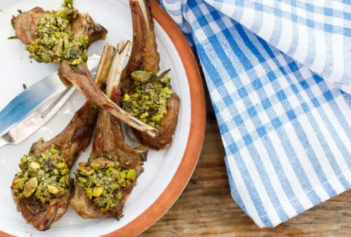 Fırında Antep Fıstıklı Pirzola | Videolu Tarif