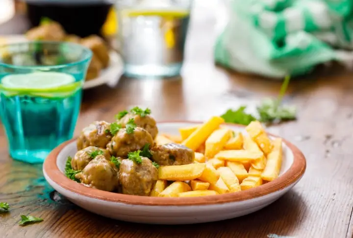 Gravy Soslu Köfte | Videolu Tarif