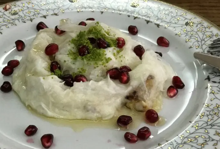 4 Yapraklı Gül Güllaç Tarifi