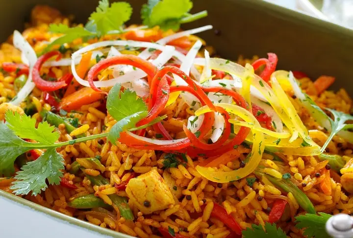 Tavuklu Sebzeli Pilav Tarifi