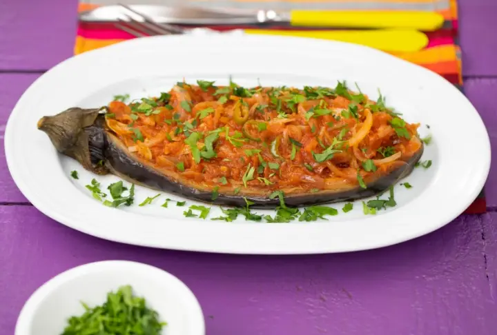 İmam Bayıldı Tarifi | Videolu Tarif