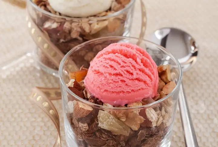 Ev Yapımı Kakaolu Müsli 