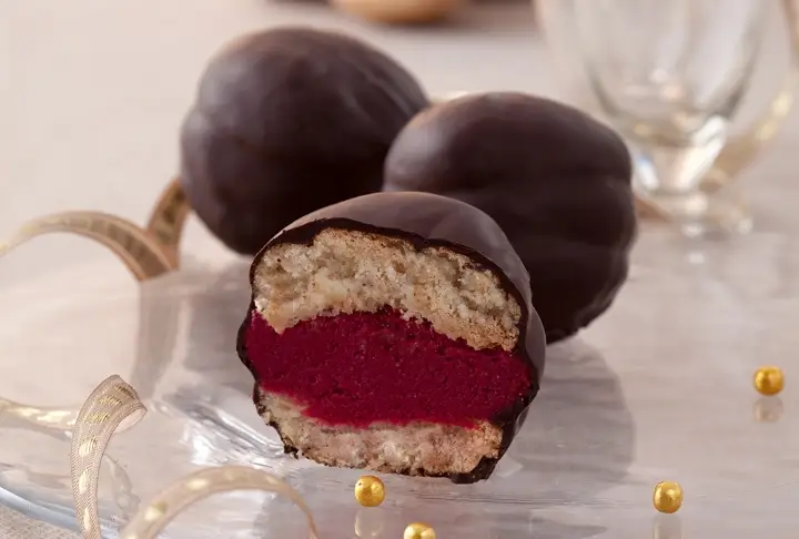 Karadutlu Acıbadem Topları