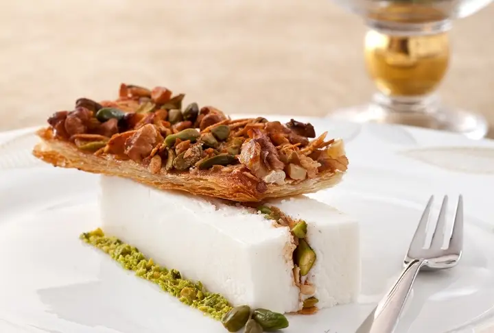 Dondurmalı Çıtır Baklava Dilimleri