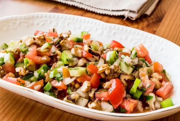 Kaşık Salata Tarifi