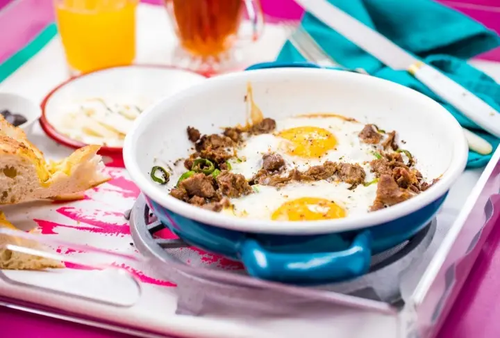 Kavurmalı Yumurta Tarifi | Videolu Tarif