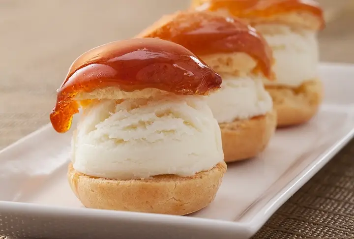 Kayısı Reçelli Minik Kekler