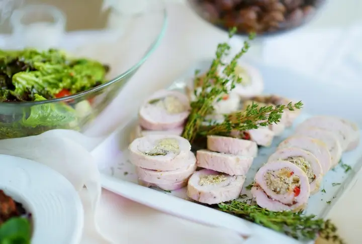 Kısırlı Tavuk Sarma