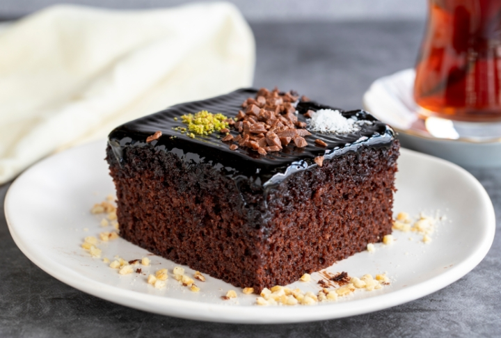 Kolay Islak Kek Tarifi