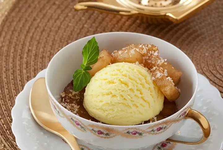 Hindistan Cevizi ve Ananaslı Hawaii