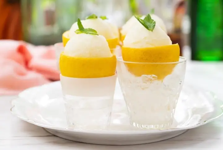 Limon Kabuğunda Limon Sorbe | Videolu Tarif