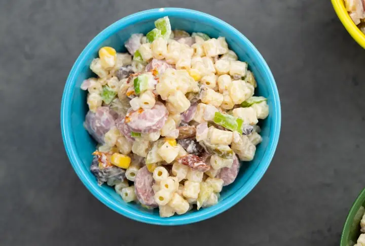 Makarna Salatası Tarifi | Videolu Tarif