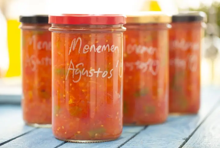 Kışlık Menemen Yapımı Tarifi | Videolu Tarif