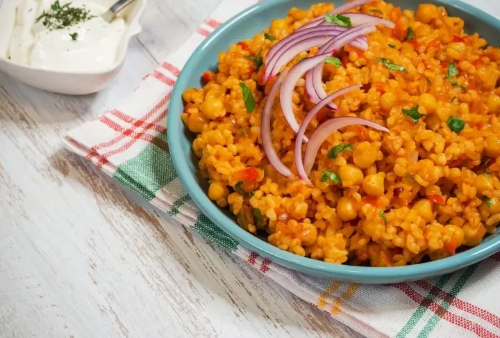 Nohutlu Bulgur Pilavı Tarifi