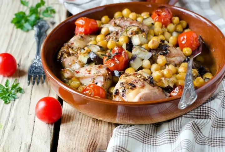 Nohutlu Fırın Tavuk