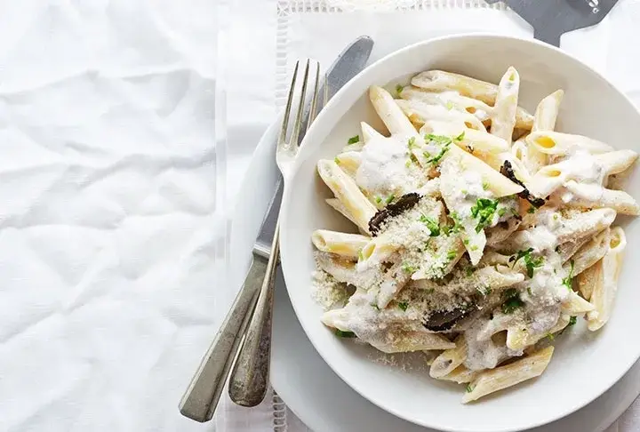 Penne Alfredo Tarifi