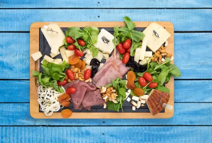 Peynir ve Şarküteri Tabağı | Videolu Tarif
