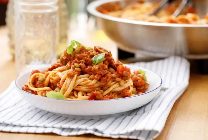 Sebzeli Linguine | Videolu Tarif