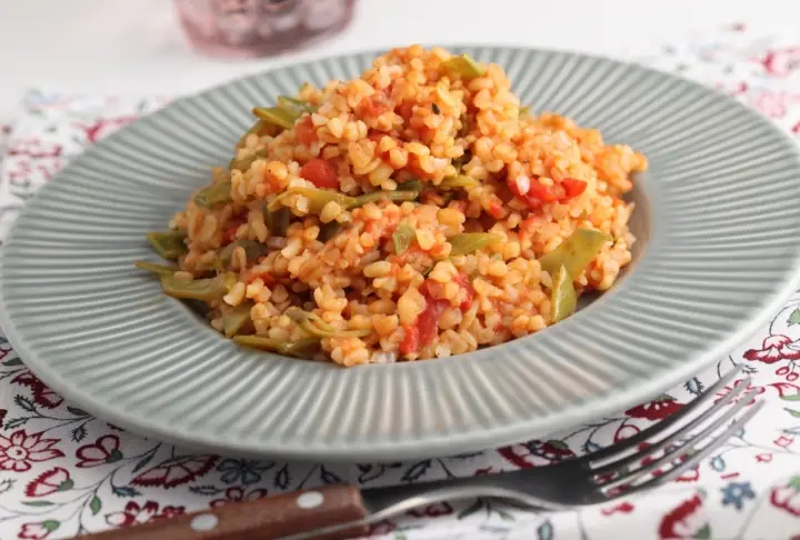 Sebzeli Bulgur Pilavı Tarifi