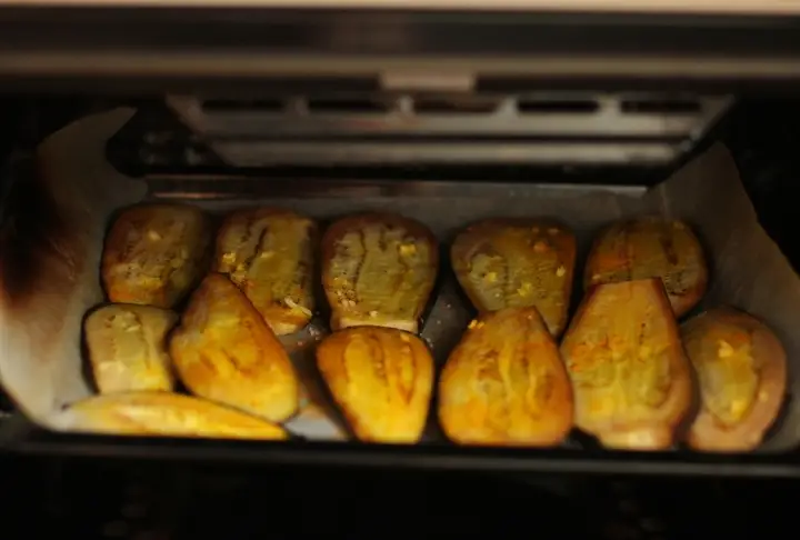 Fırında Köz Patlıcan