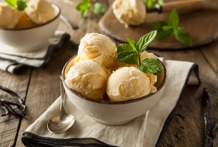 Evde Şekersiz Doğal Dondurma