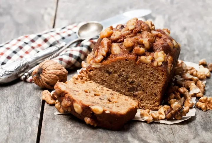 Evde Cevizli Ekmek Yapımı