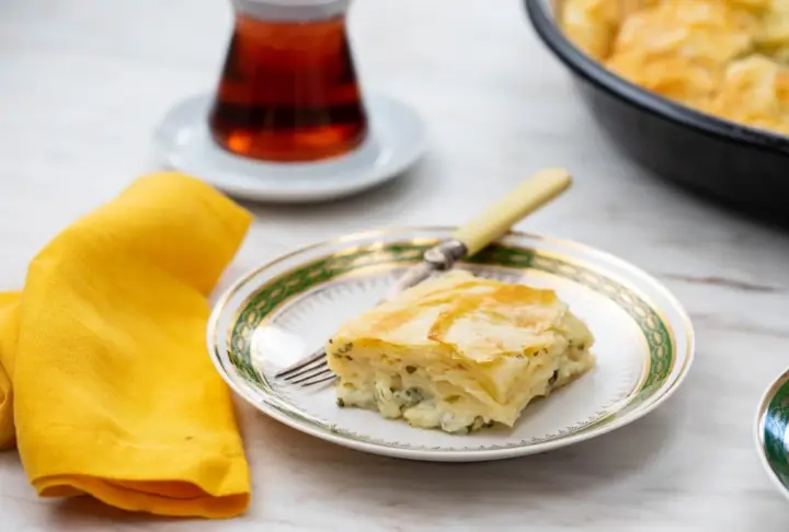 Pratik Su Böreği | Videolu Tarif